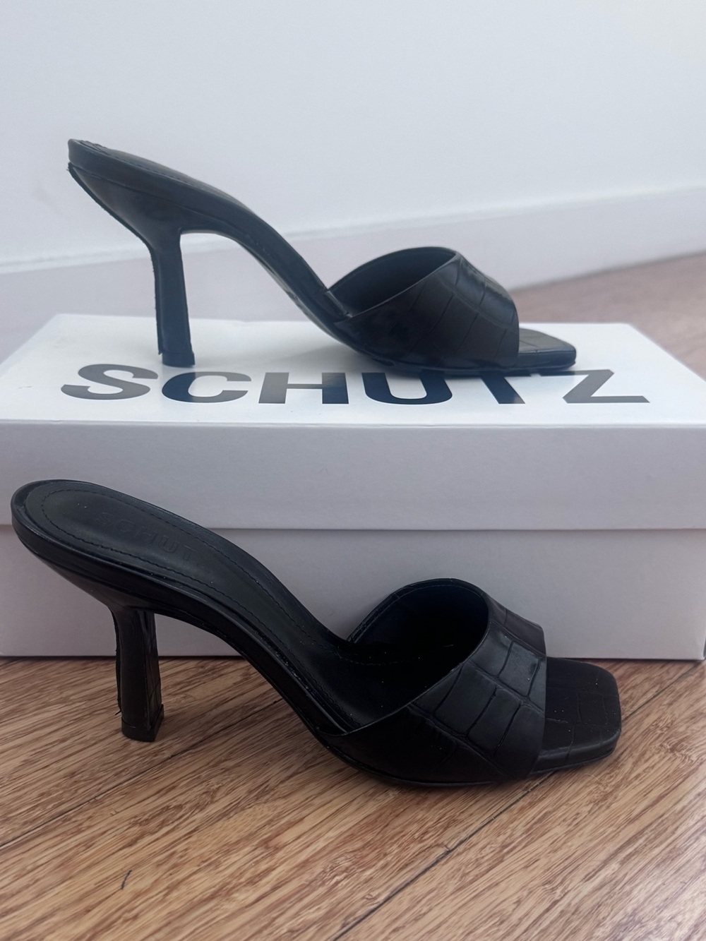 Black Croc Effect Heel - Schutz Posseni